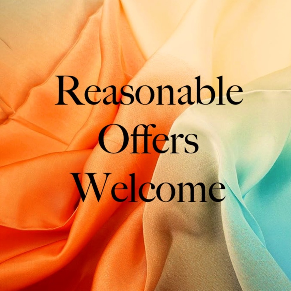 Reasonable offers welcome🌼